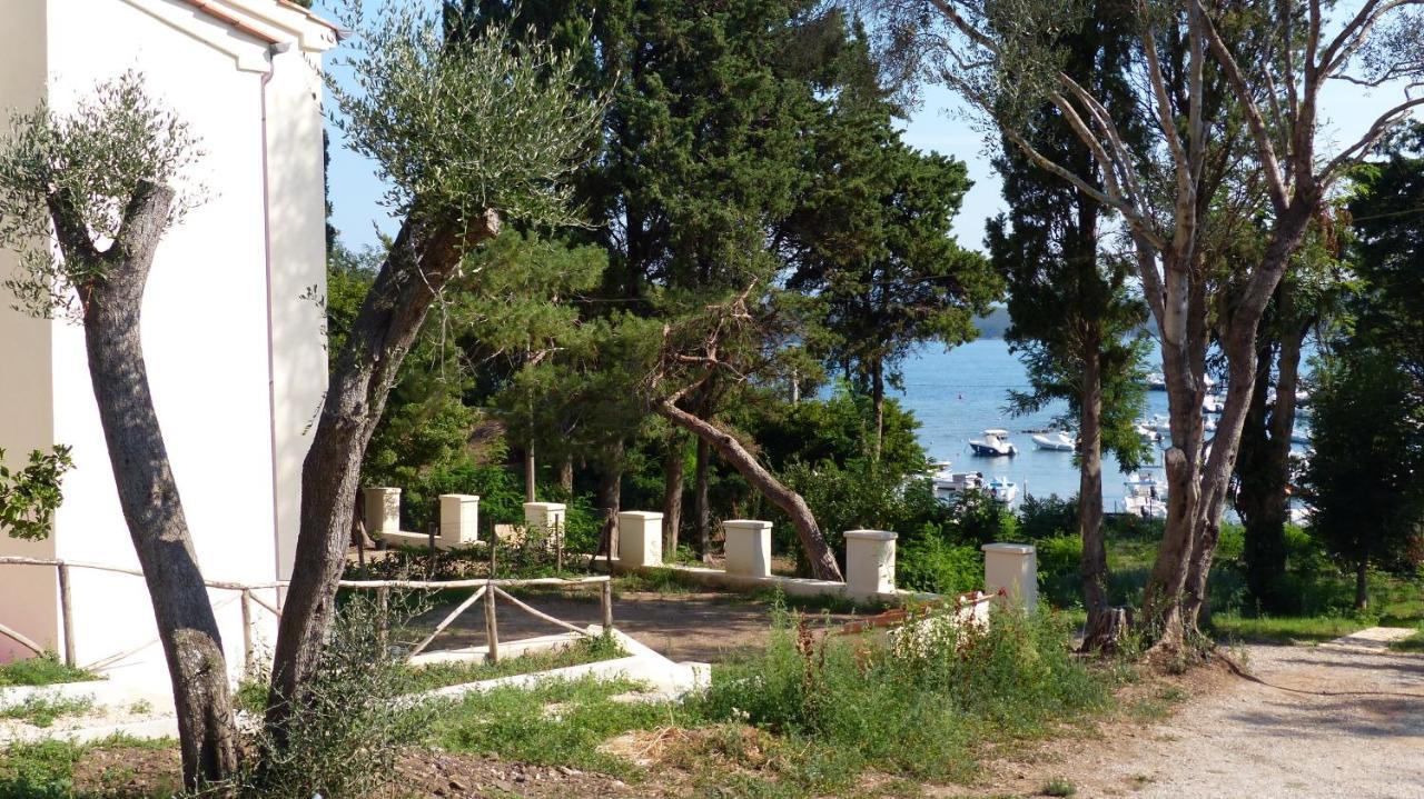 Ferienwohnung I Pesci Nel Golfo Di Baratti Exterior foto
